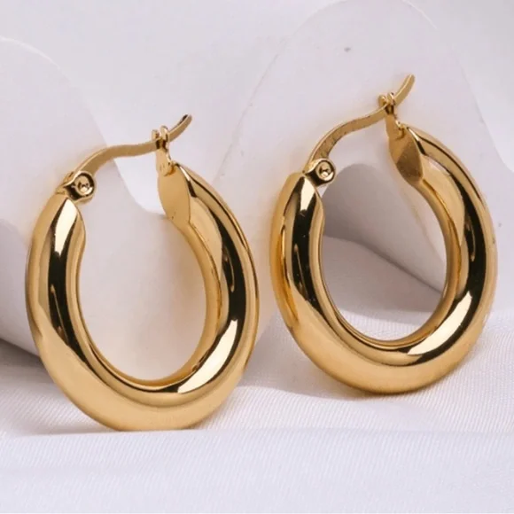 18k Gold Plated Chunky Gold Hoop Earrings - Picture 1 of 3